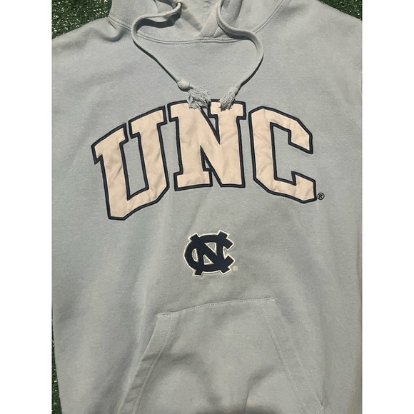 Blue UNC Tar Heels Heisman Collection by Reebok Hoodie Vintage Size Medium - Picture 2 of 4